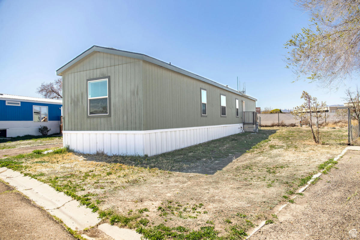 1101 S CARBON AVE TRLR 61, PRICE, UT 84501, photo 1 of 18