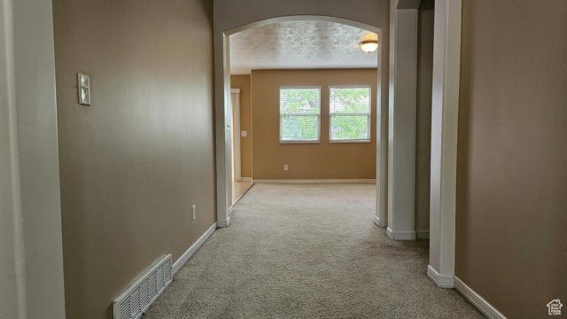 5032 W EAGLE ROCK WAY, WEST VALLEY CITY, UT 84120, photo 4 of 17