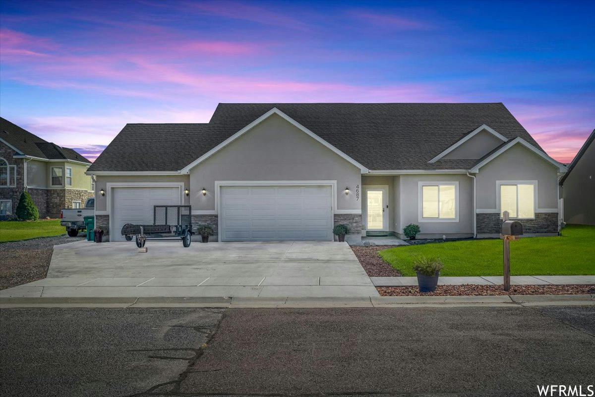 4687 W 4600 S, WEST HAVEN, UT 84401, photo 1 of 43