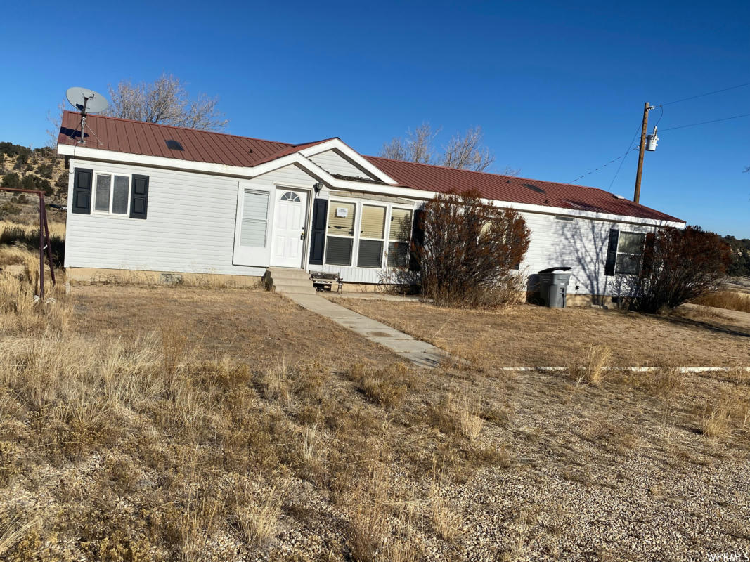 33258 W 8375 S, FRUITLAND, UT 84027, photo 1 of 14