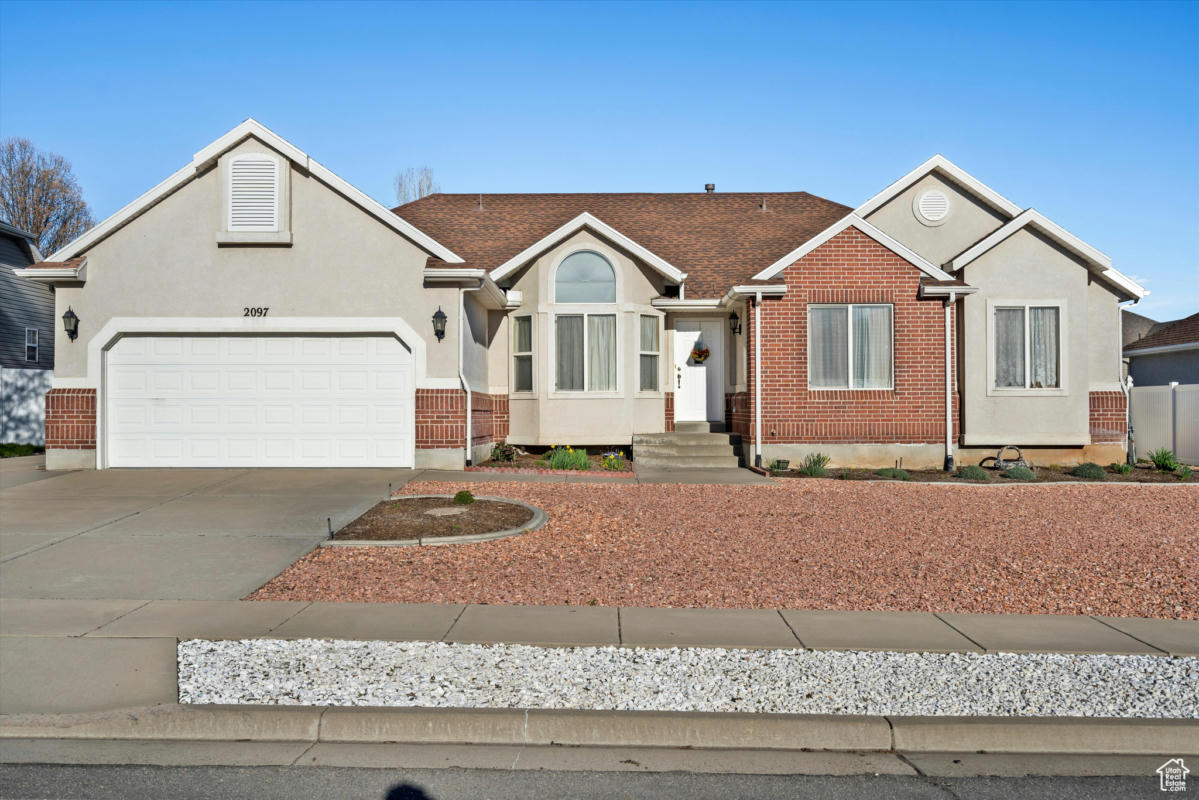 2097 S 350 E, CLEARFIELD, UT 84015, photo 1 of 33